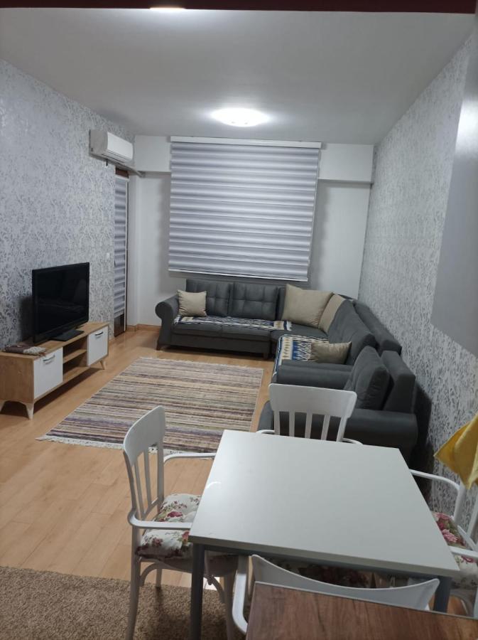 Two Rooms And Kitchen, Bathroom With Balcony Apartment Скопье Экстерьер фото