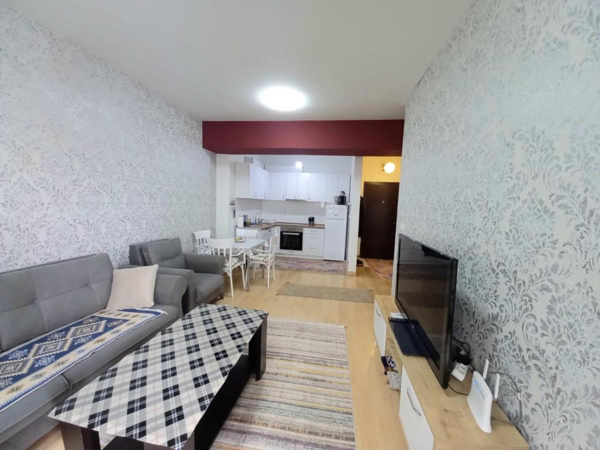 Two Rooms And Kitchen, Bathroom With Balcony Apartment Скопье Экстерьер фото